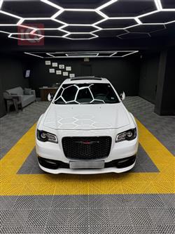 كرايسلر 300